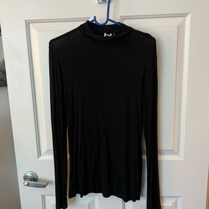 Black Fitted Long Sleeve Top